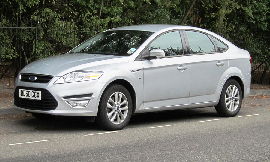 Ford-Mondeo-rent-a-car-55